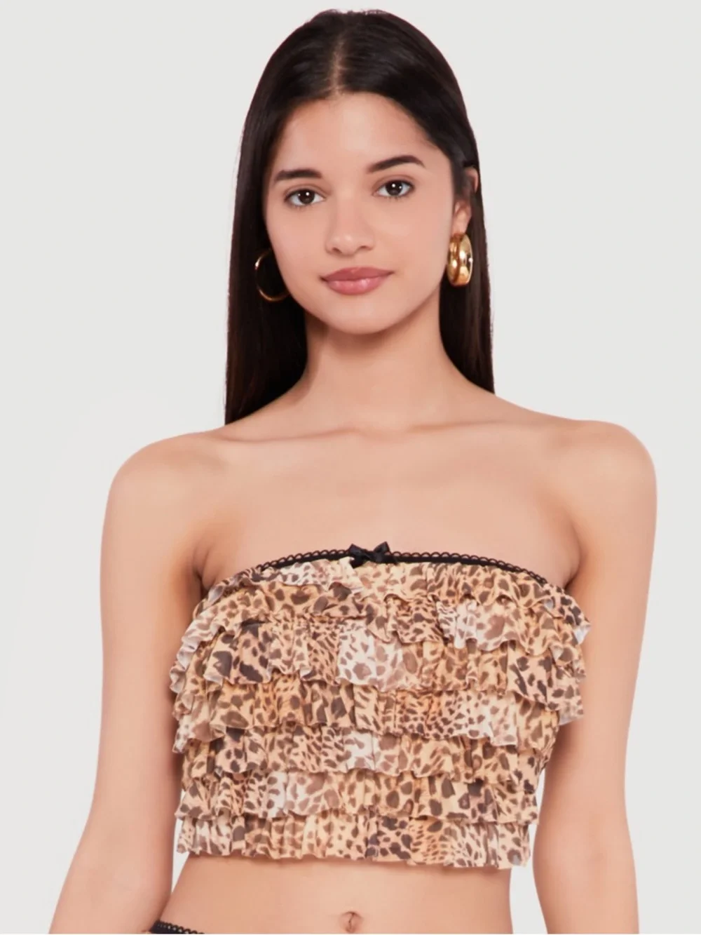 Rainbow Patterned Ruffle Tiered Cropped Tube Top - Picture 3 of 7